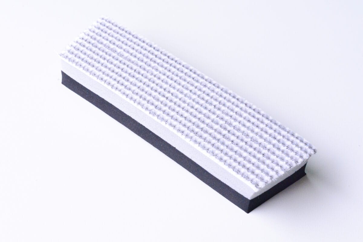 「網戸掃除」は100均にお任せ！セリア・ダイソー・キャンドゥから紹介