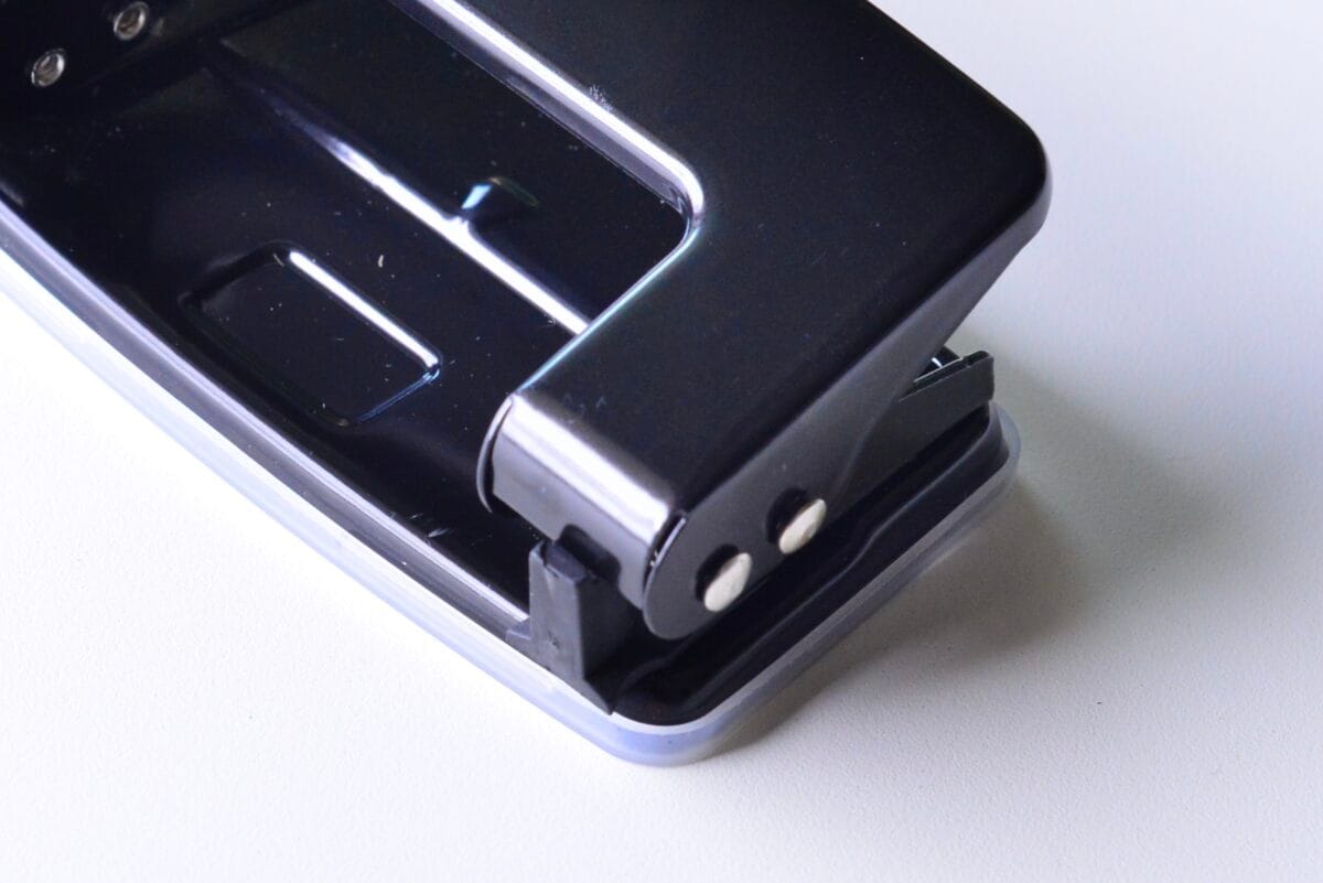 穴あけパンチは100均に売ってる?【ダイソー・セリア・キャンドゥ】