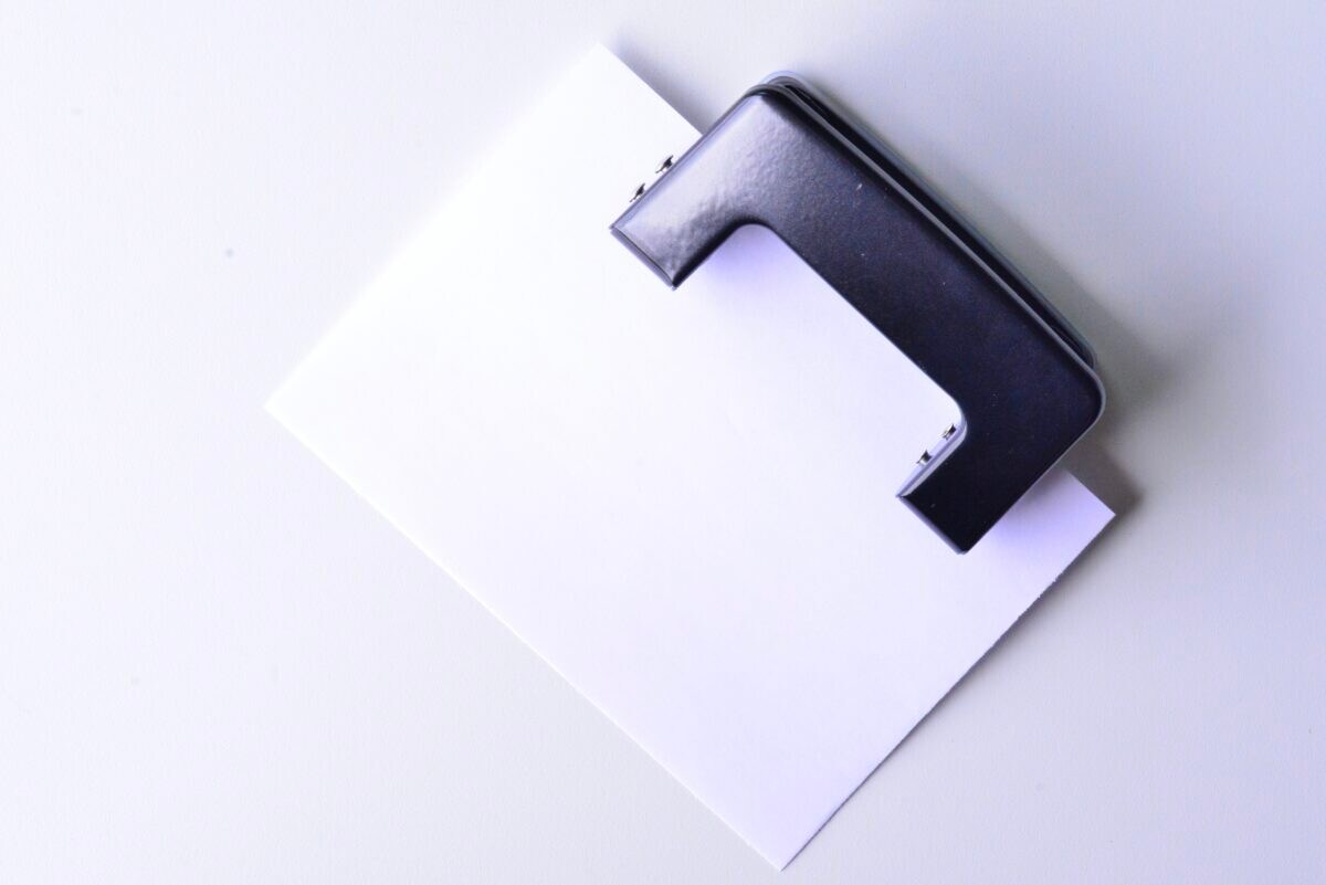 穴あけパンチは100均に売ってる?【ダイソー・セリア・キャンドゥ】