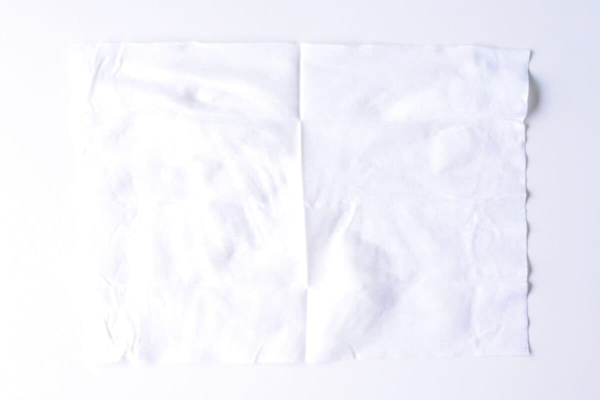 「網戸掃除」は100均にお任せ！セリア・ダイソー・キャンドゥから紹介