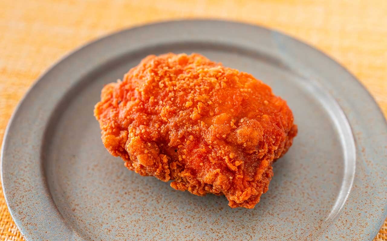 辛いと噂【ローソン】七味を使った新作ホットスナックを食べてみた