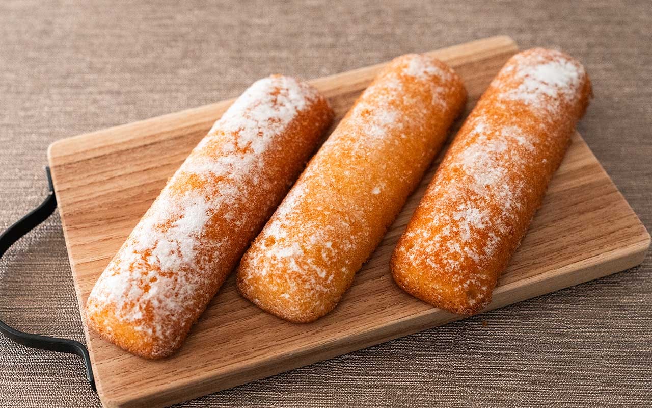 【セブン】新発売のスティックケーキは3本入りなのに安くて美味い