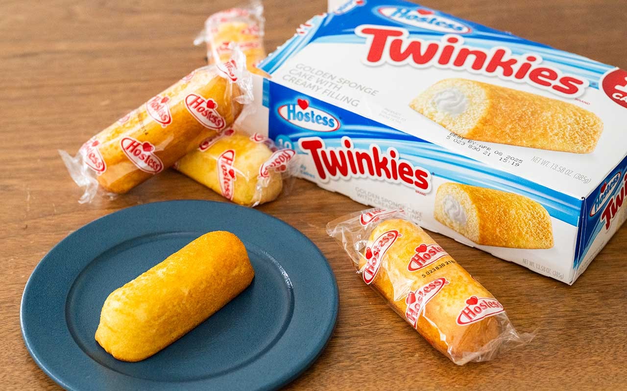 【セブン】新発売のスティックケーキは3本入りなのに安くて美味い