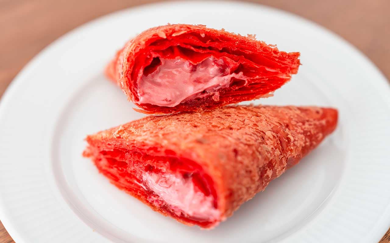 話題の【マクドナルド】限定スイーツがついに発売！マジで2個買いが正解！