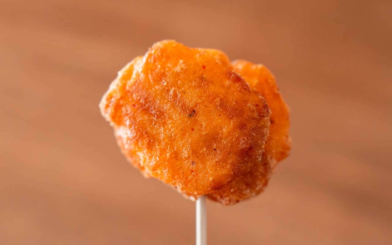 何度でも食べたい【ローソン】老舗コラボの「からあげクン」は美味いにもほどがある