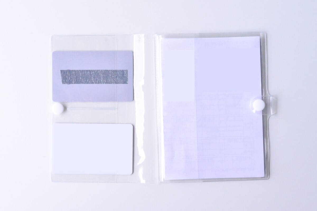 100均のお薬手帳ケースが超使える!【ダイソー・セリア・キャンドゥ】