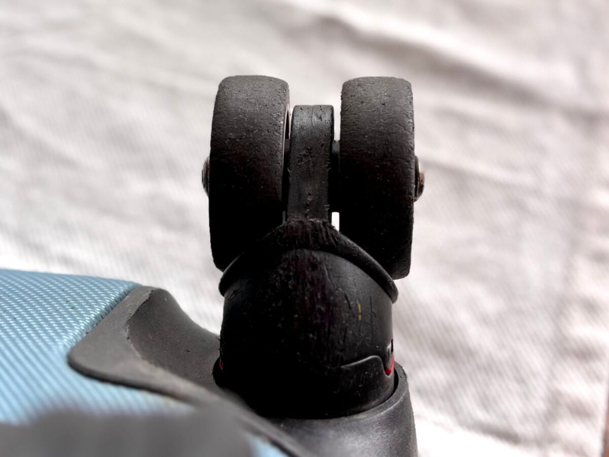 キャスターカバーは100均でゲット! 購入&比較レビュー【セリア・ダイソー・キャンドゥ】