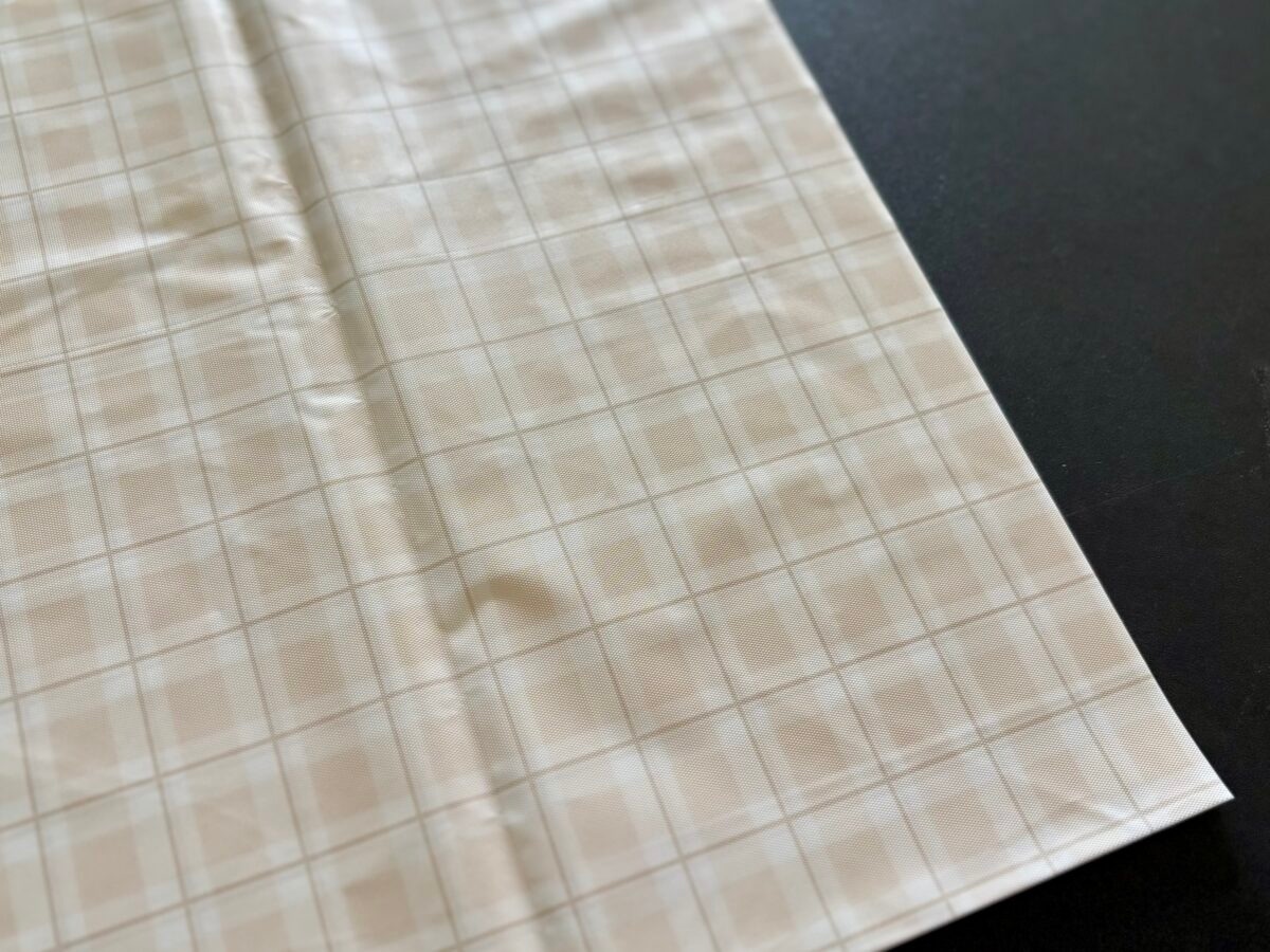 100均のテーブルクロスで即おしゃれ！ クリスマスにもおすすめ