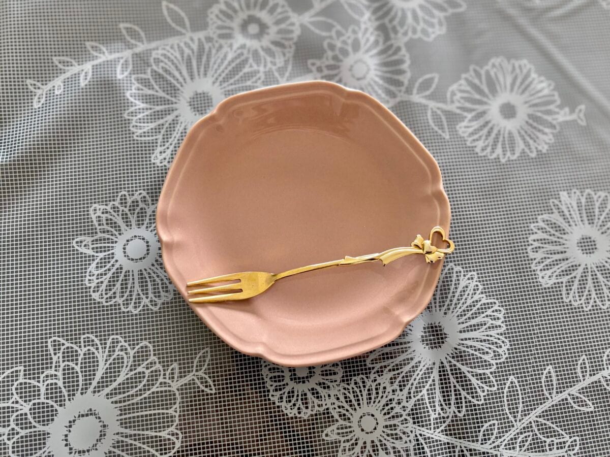 100均のテーブルクロスで即おしゃれ！ クリスマスにもおすすめ