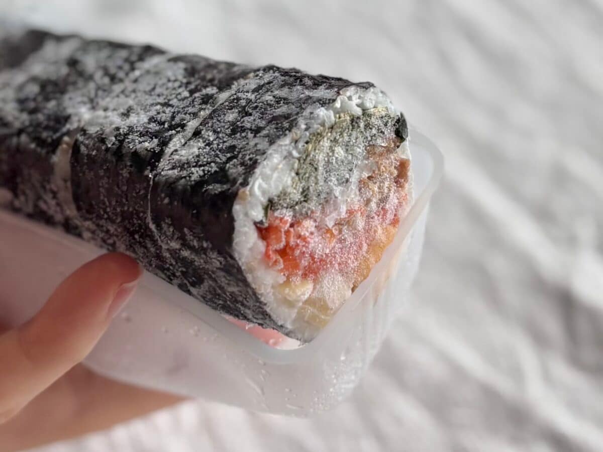 【無印良品】冷凍キンパ2種食べ比べ!リピーター続出の美味しさ秘密は「1.5倍」!?