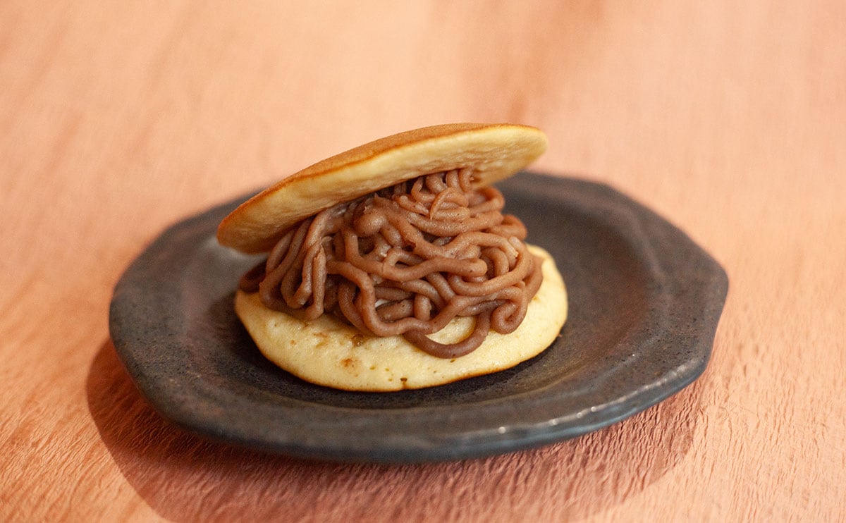 厚みがすげぇ！！【セブン】の『どら焼』が贅沢すぎて最高だった