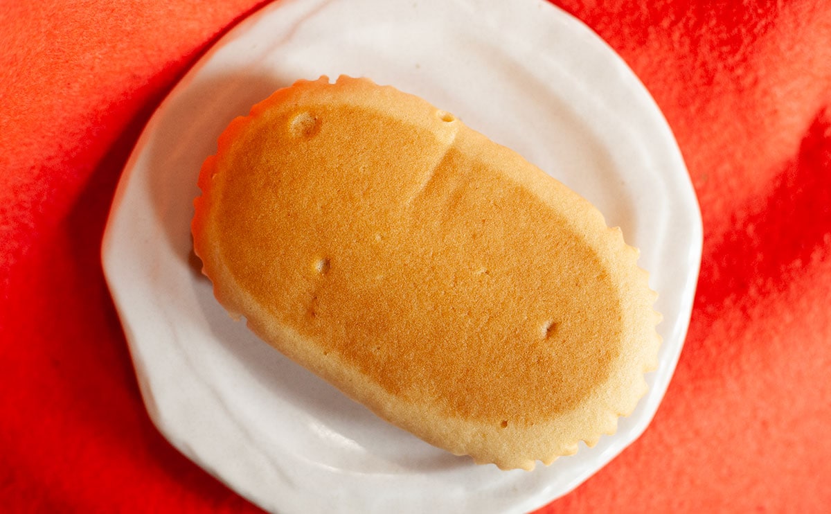 「ガチ美味しい」の声も。見た目は地味だけど買って大正解の【セブン】新作パン