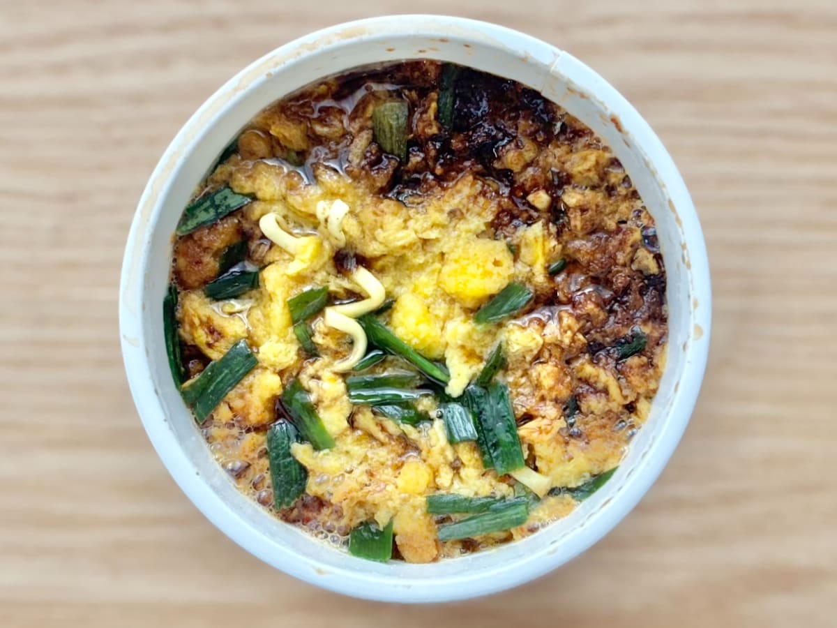 「最低4個買う」「大正解」【ファミマ】の『背徳』カップ麺にドハマり!