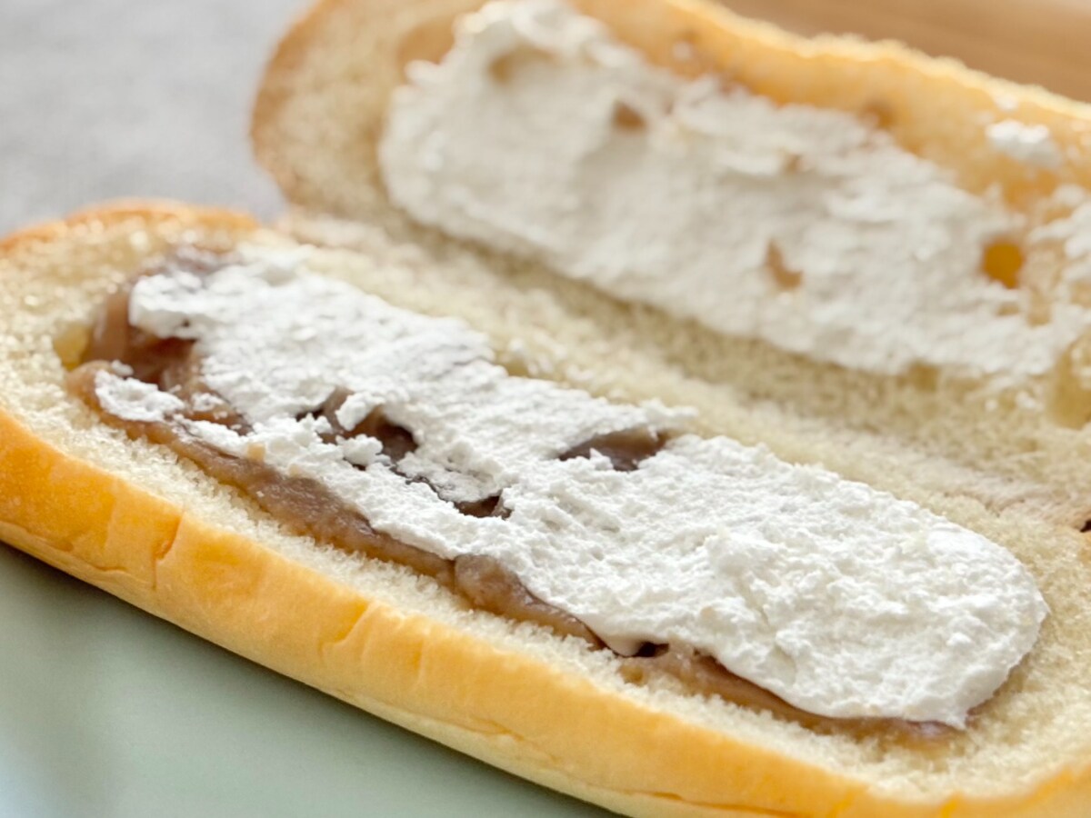 秋らしい味にほっこりする～！【ファミマ】の新作パンがリピ確のおいしさ