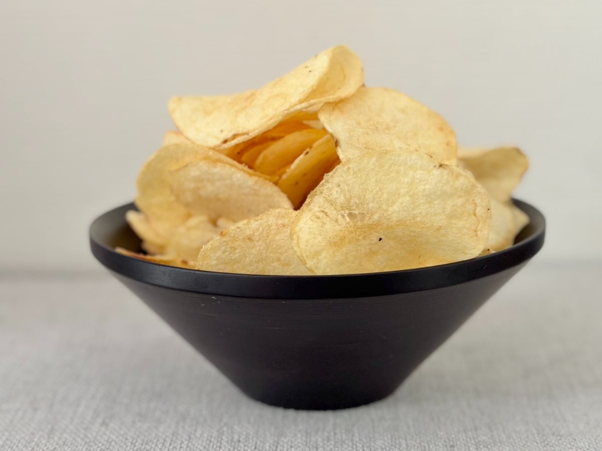 マヨ×にんにくの組み合わせがたまらん!【ファミマ限定】ポテチが罪深い