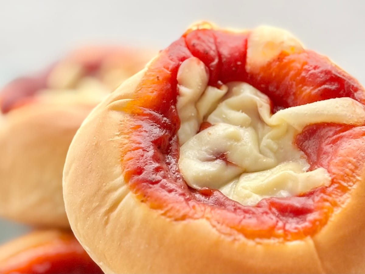 リベイク推奨!【ファミマ】1個57円のパンはストックしたくなるウマさ