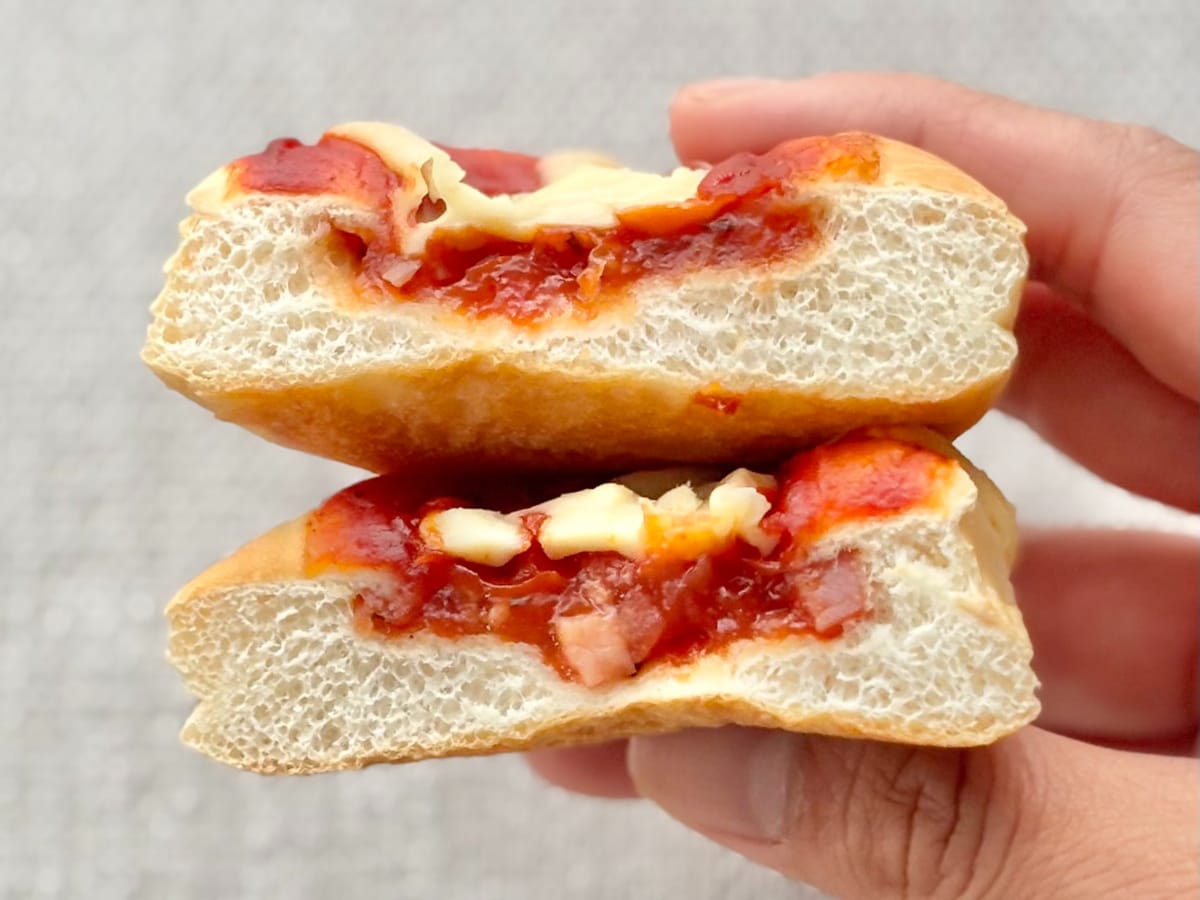 リベイク推奨!【ファミマ】1個57円のパンはストックしたくなるウマさ