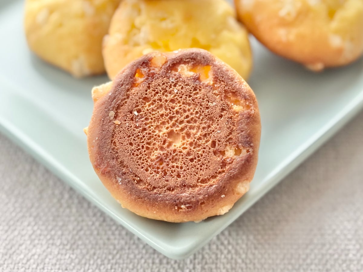 1個あたり約30円!【ファミマ】のミニパンは「駄菓子みたい」な味わい