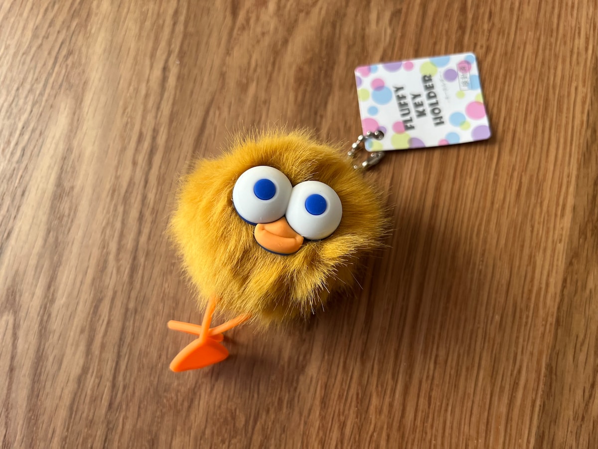 「FLUFFY KEY HOLDER」