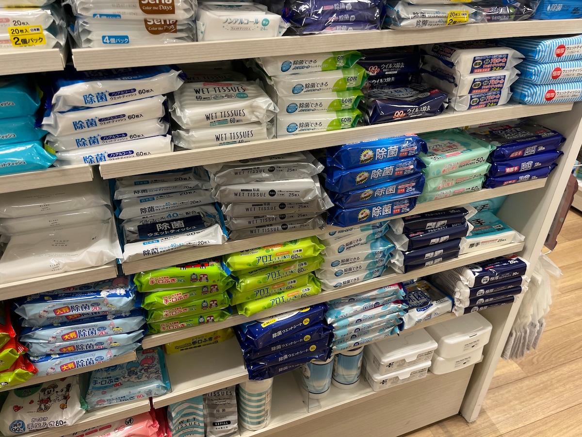セリアのウェットティッシュケース