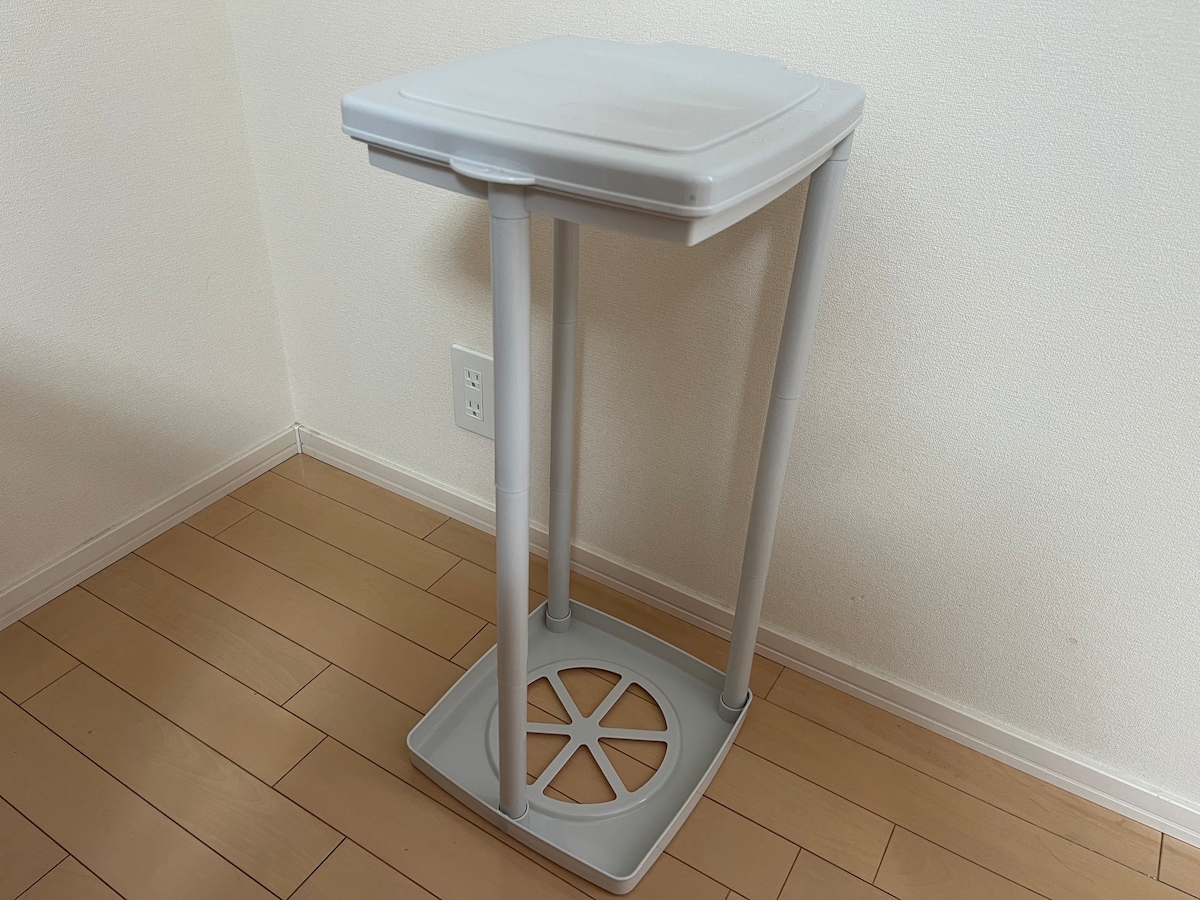 「ゴミ袋ホルダー」