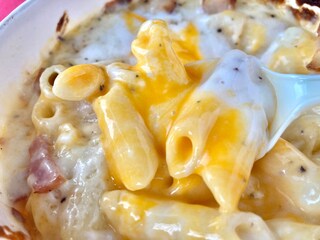 背徳感MAX！チーズの量！【ファミマ】カルボナーラ風グラタンがたまらん！