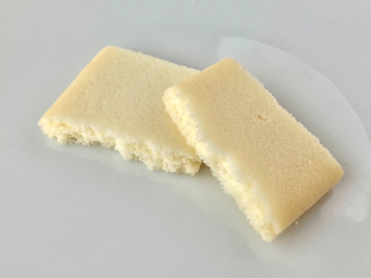 12枚も入っていて嬉しい!!クオリティ高い!!【ファミマ】軽い食感が美味しいラングドシャ