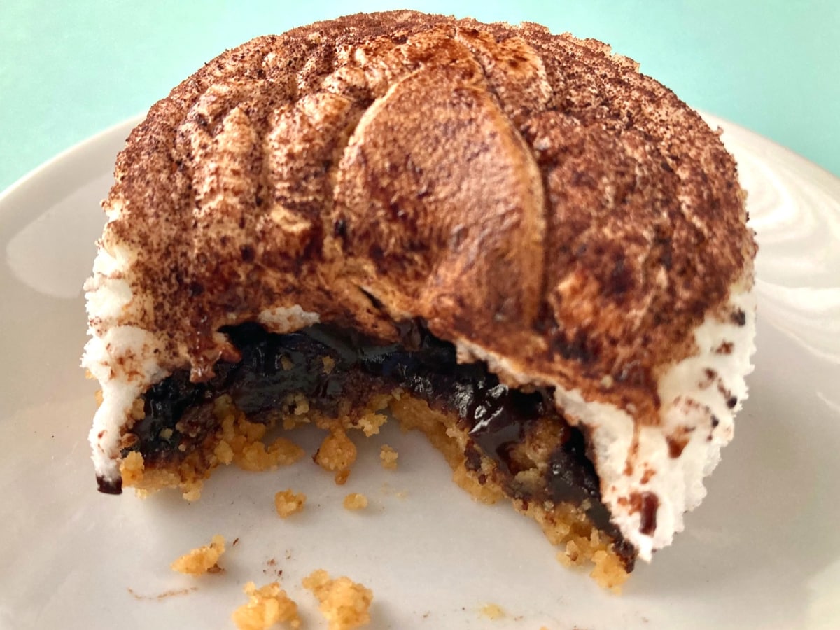 「絶対に10秒温めて!!」「また買ってしまった!!」【セブン】アメリカ定番のお菓子がヤバい