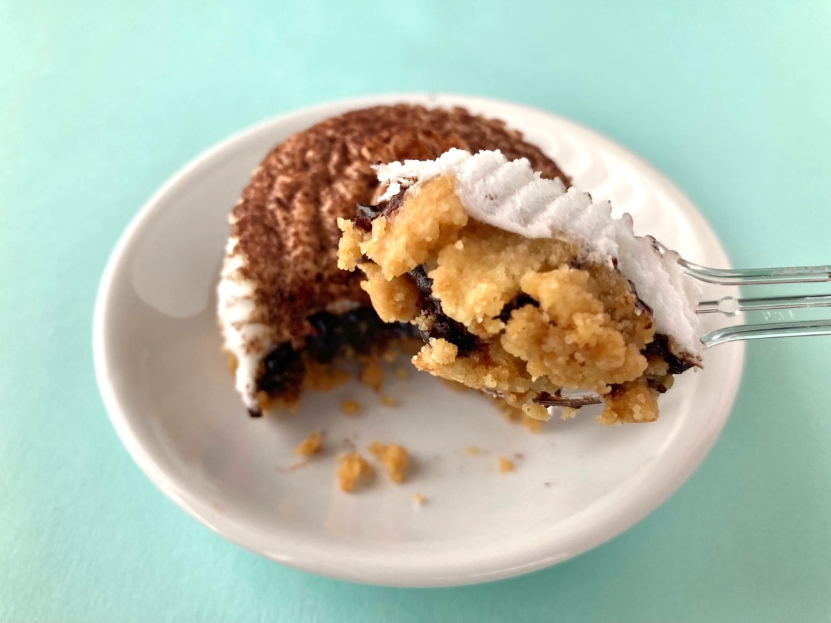 「絶対に10秒温めて!!」「また買ってしまった!!」【セブン】アメリカ定番のお菓子がヤバい