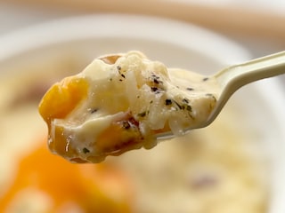 濃厚ソースがたまらん！【ファミマ】食欲を満たすガッツリ系ライスって？