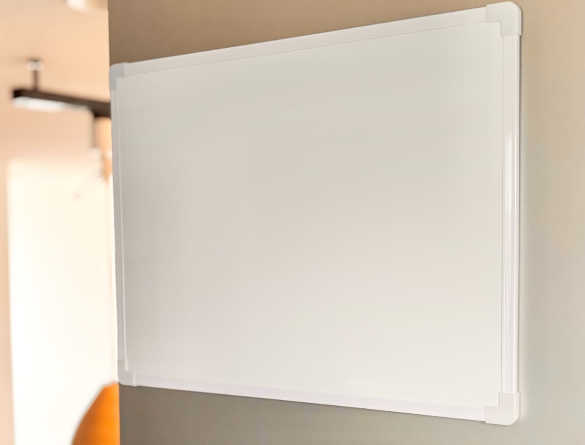 100均のホワイトボードは大きいものやマグネット付きも！【ダイソー・セリア・キャンドゥ】