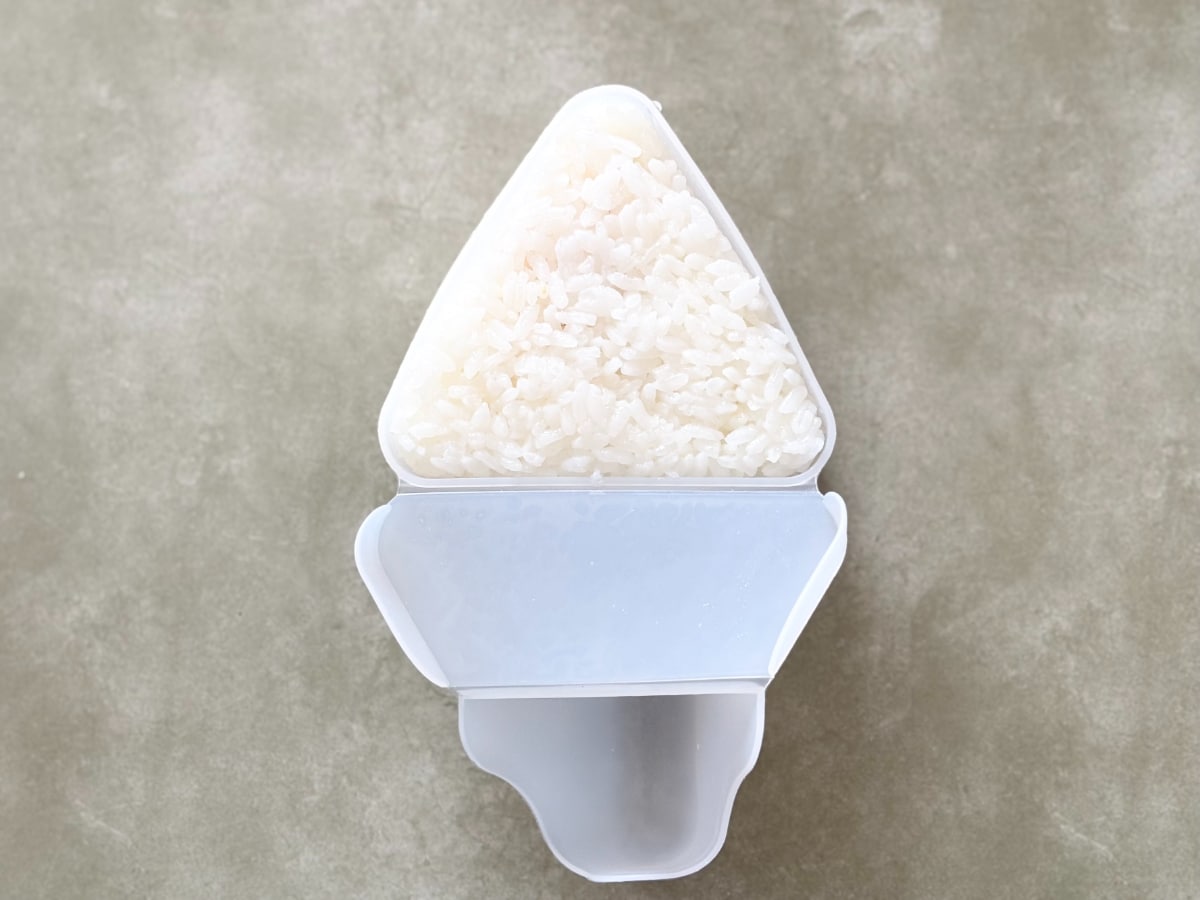 100均のおにぎりケースが超便利!【ダイソー・セリア・キャンドゥ】シリコンタイプや小さめサイズも