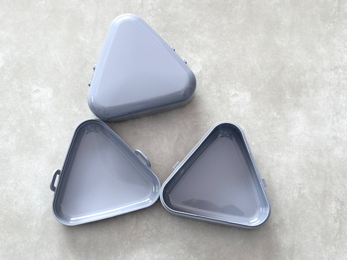 100均のおにぎりケースが超便利!【ダイソー・セリア・キャンドゥ】シリコンタイプや小さめサイズも