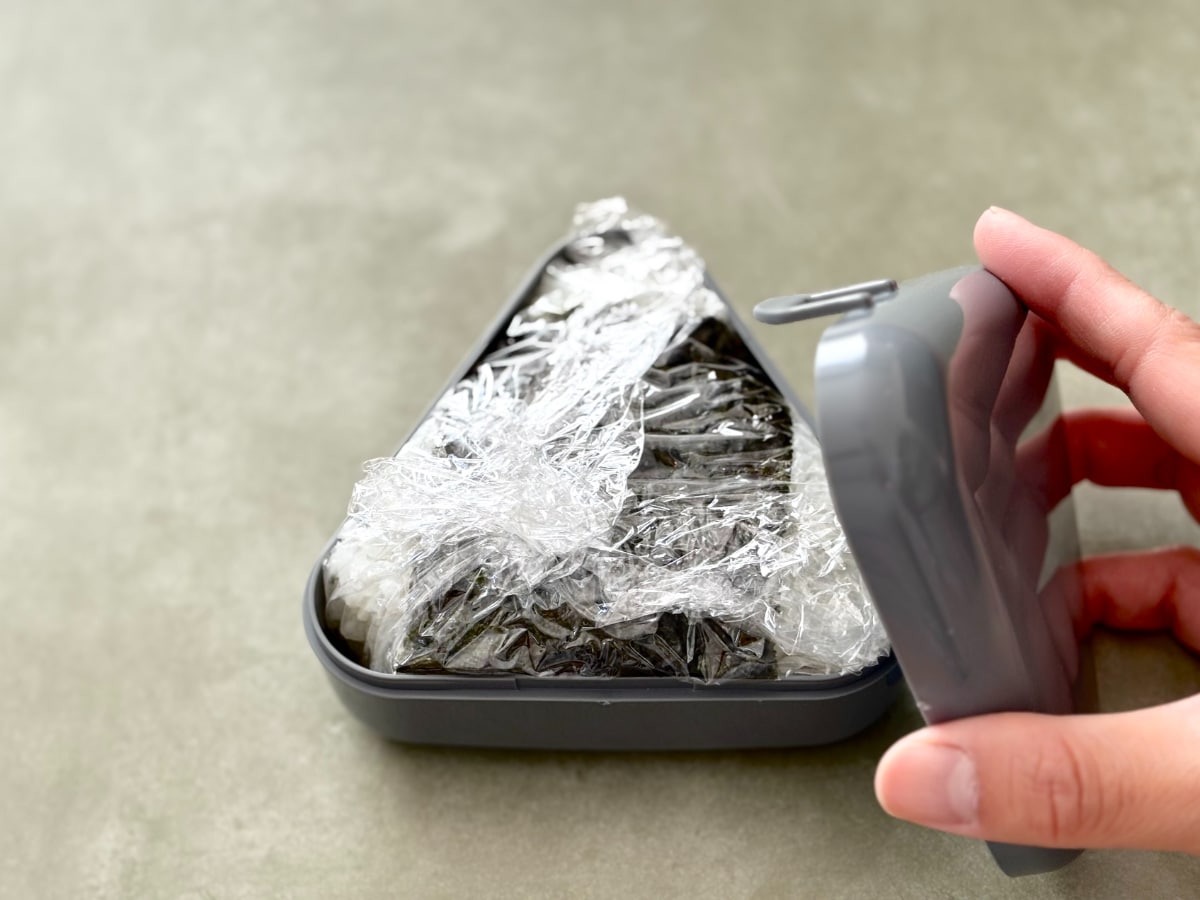 100均のおにぎりケースが超便利!【ダイソー・セリア・キャンドゥ】シリコンタイプや小さめサイズも