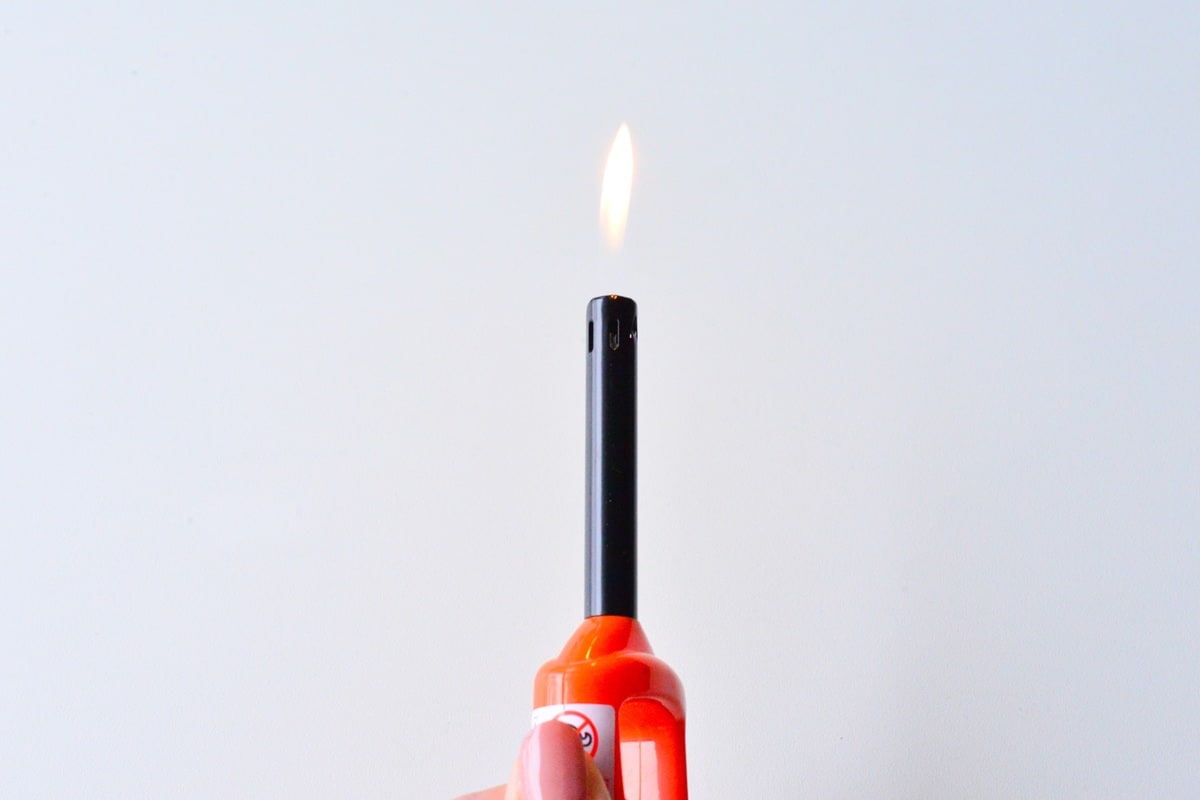 【100均】着火ライターのおすすめ8選｜チャッカマンとの違いも紹介