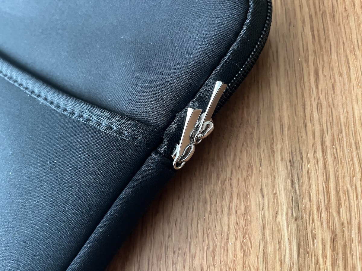 100均でパソコンケースを買ってみた｜ダイソー・セリア・キャン★ドゥを調査！