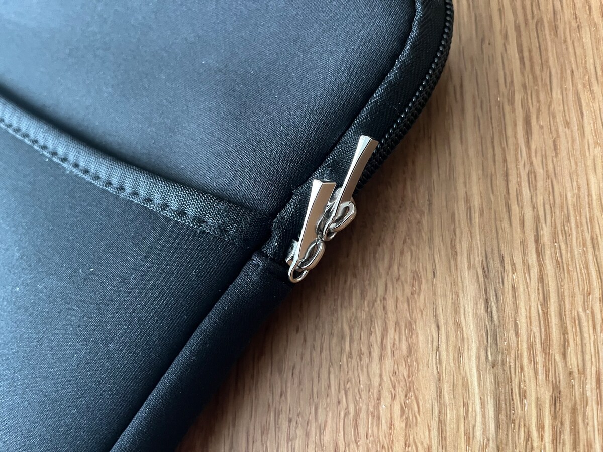 100均でパソコンケースを買ってみた｜ダイソー・セリア・キャン★ドゥを調査！