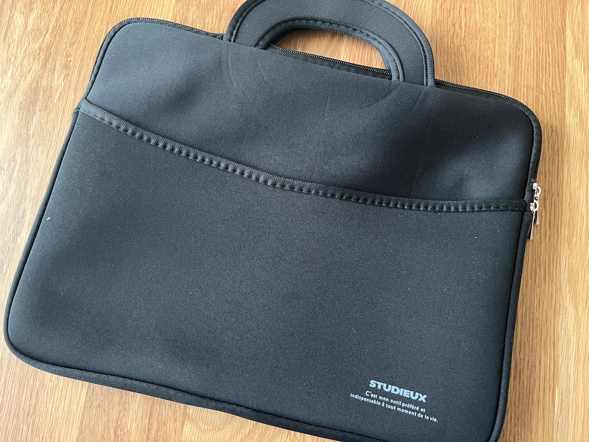 100均でパソコンケースを買ってみた｜ダイソー・セリア・キャン★ドゥを調査！