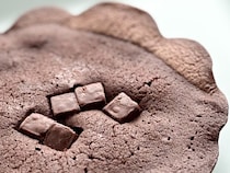 「ビター」「周りカリカリ、中しっとり」【ファミマ】の数量限定おやつ