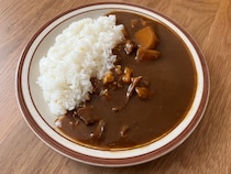 「300gでボリューミー！」【無印良品】デミグラス系のレトルトカレーが新登場！