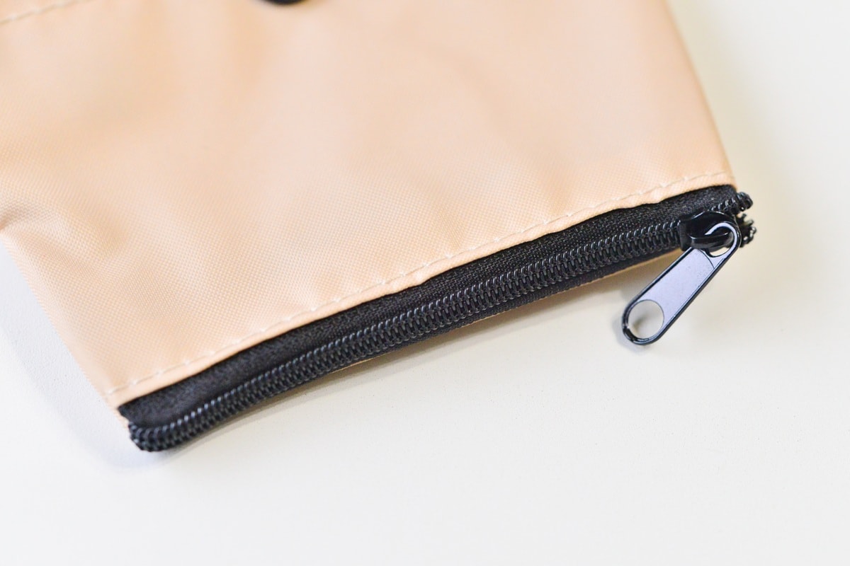 100均【セリア・キャンドゥ】のドリンクホルダーが持ち歩きに超便利!