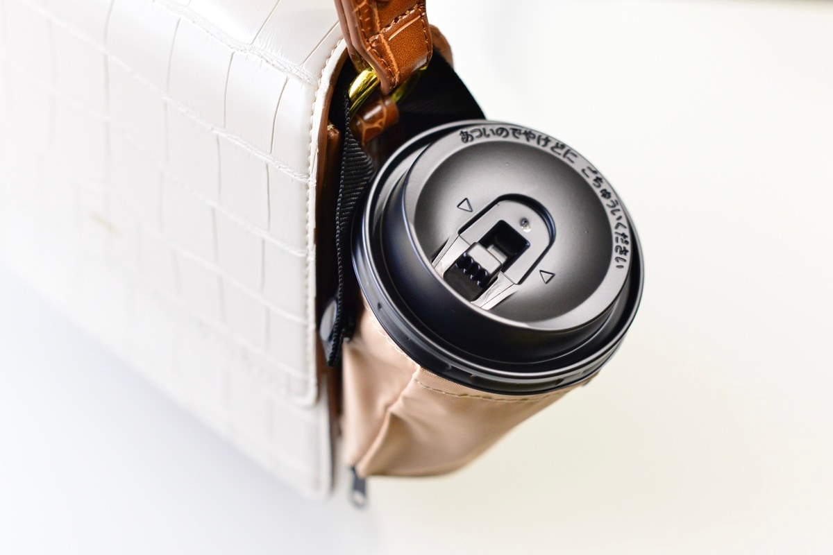 100均【セリア・キャンドゥ】のドリンクホルダーが持ち歩きに超便利!