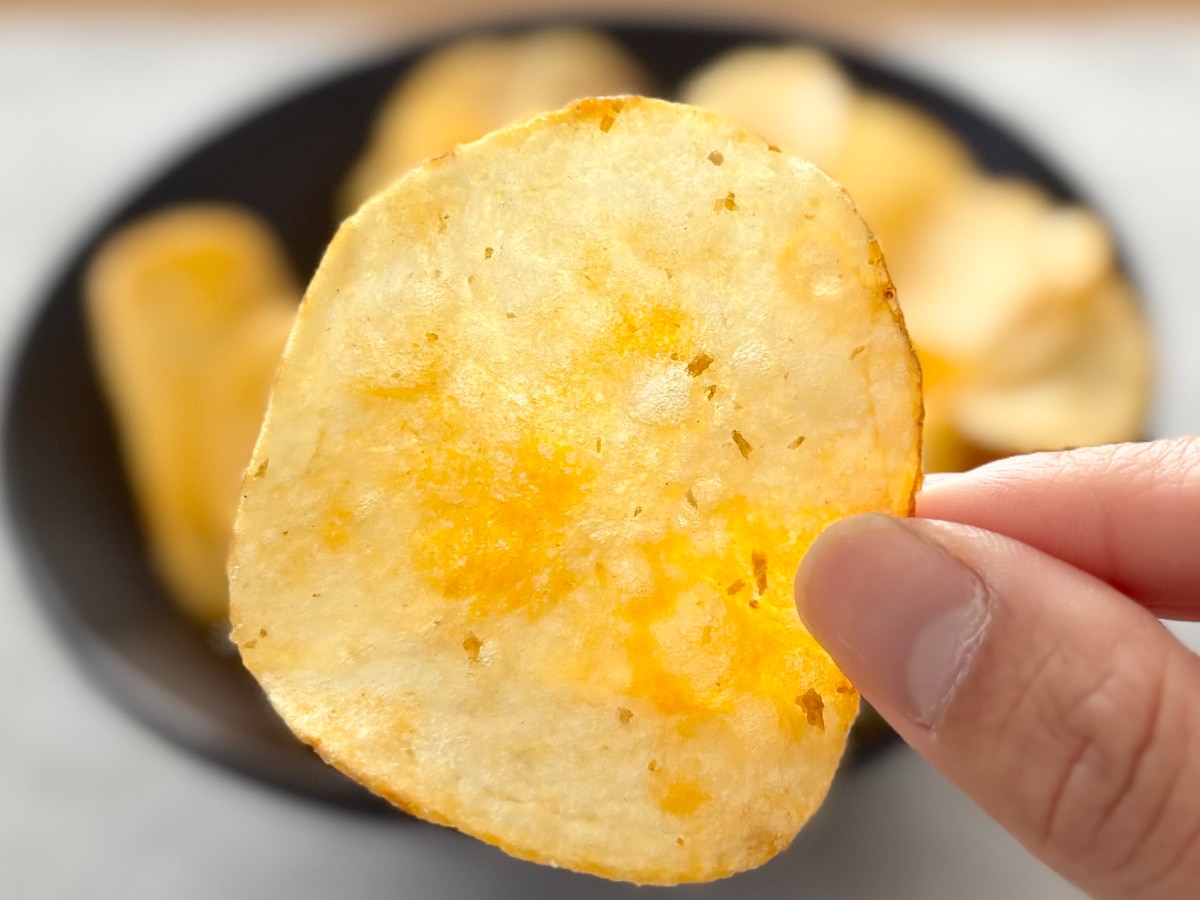 商品名に偽りなし!?【ローソン限定】ポテチが“やみつき”不可避の味!