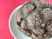 「香ばしくてウマ！」「ホイップが美味しい！」【ローソン】毎日食べたくなる？新作メロンパン