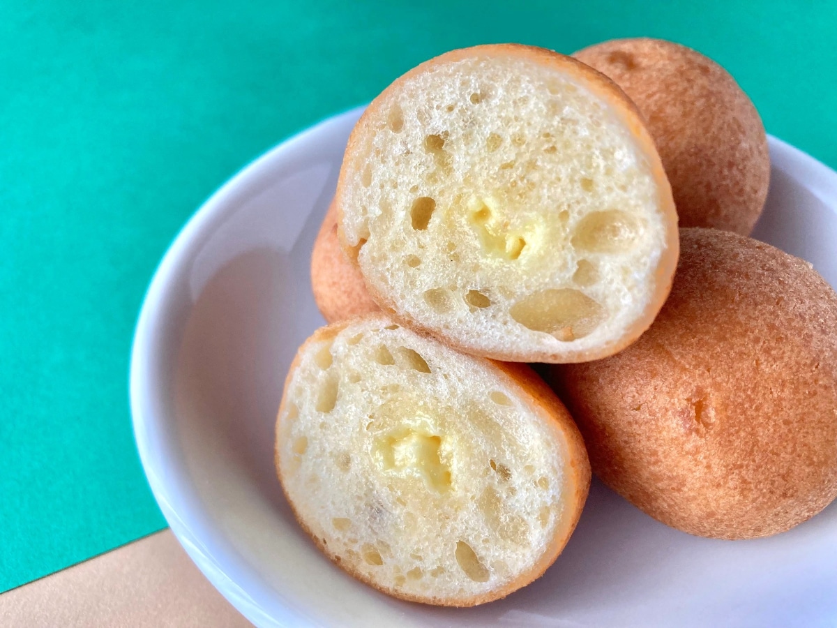 「いくらでもいける!」「モチモチで美味しい!」【セブン】ひとくちサイズのドーナツ