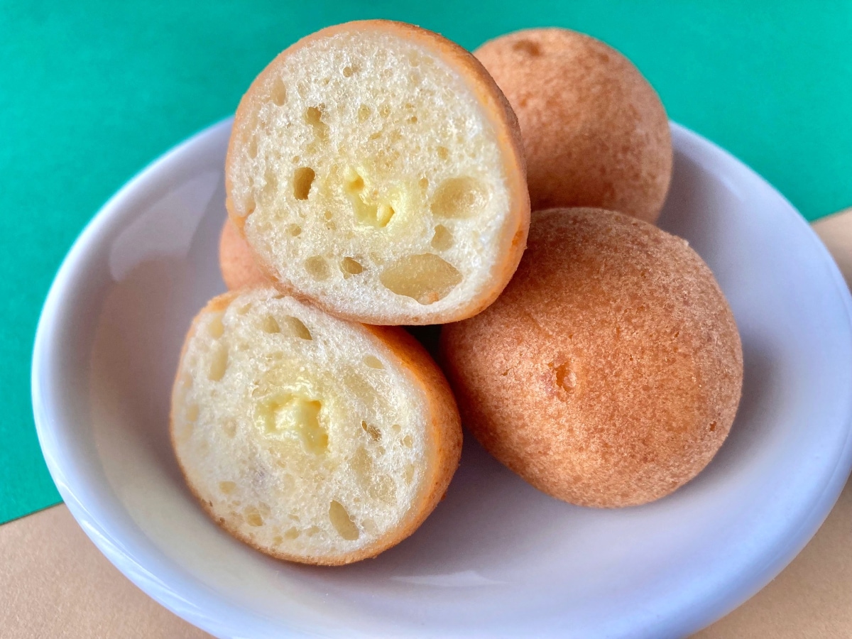 「いくらでもいける!」「モチモチで美味しい!」【セブン】ひとくちサイズのドーナツ