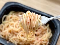 「脳がバカになる系」のウマさ！【ファミマ】のコラボパスタにやみつき