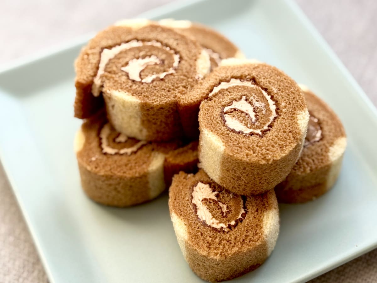 大人のティータイムにぴったり!【ファミマ】1個28円のほろ苦ケーキ