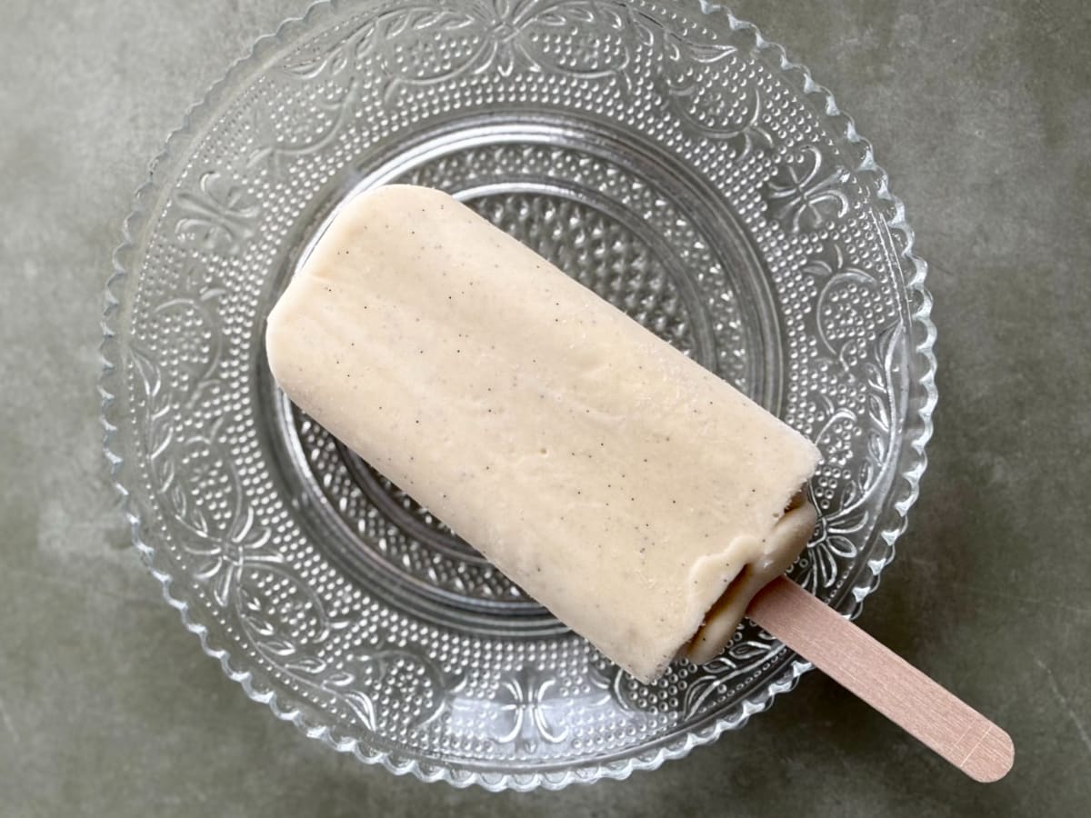 「美味しすぎて衝撃」「高級な味」【セブン】の贅沢アイスがすごかった!