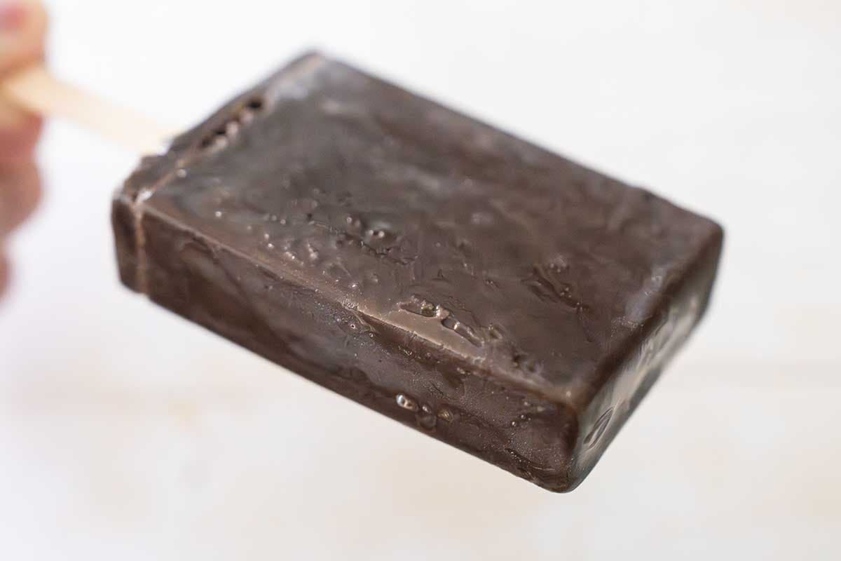 「最高に美味い」「依存度高い」今週発売のソース入り【ガリガリ君】にハマる